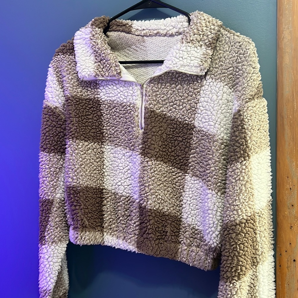 Medium ROMWE cozy cropped sweater
